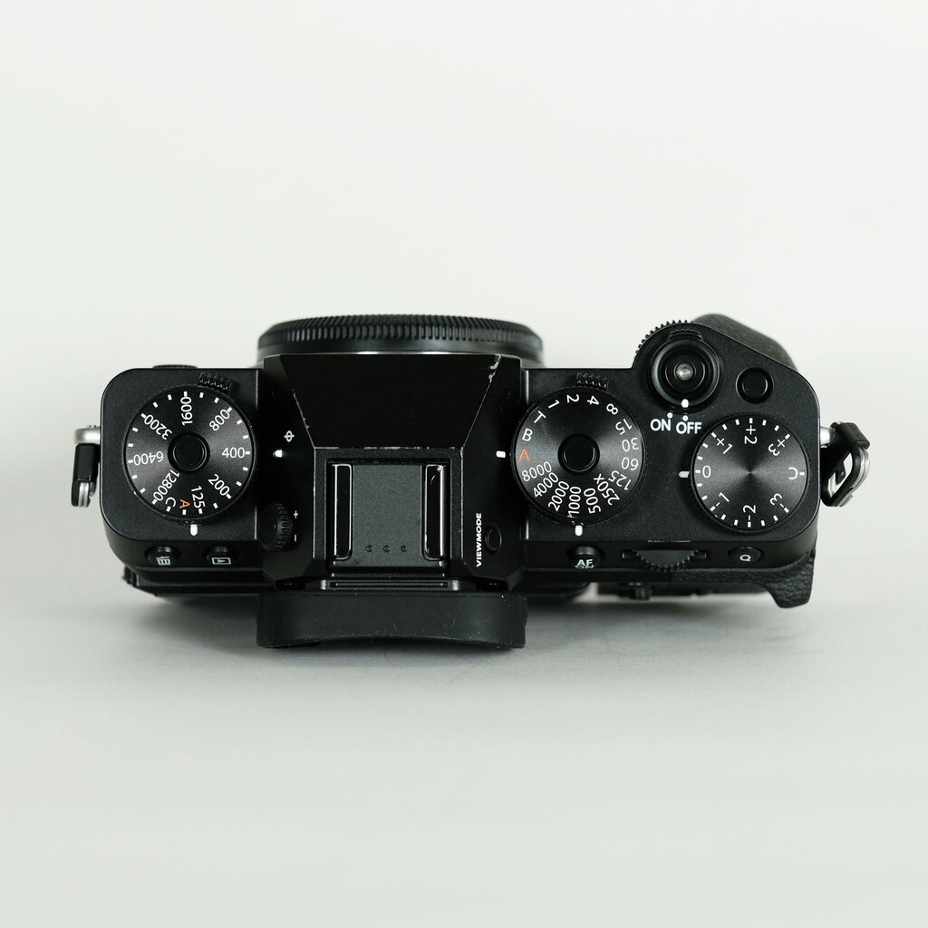 FUJIFILM X-T5 おまけ付き FUJIFILM X-T5 ボディ [ブラック] センサー清掃済み CA01-R1646