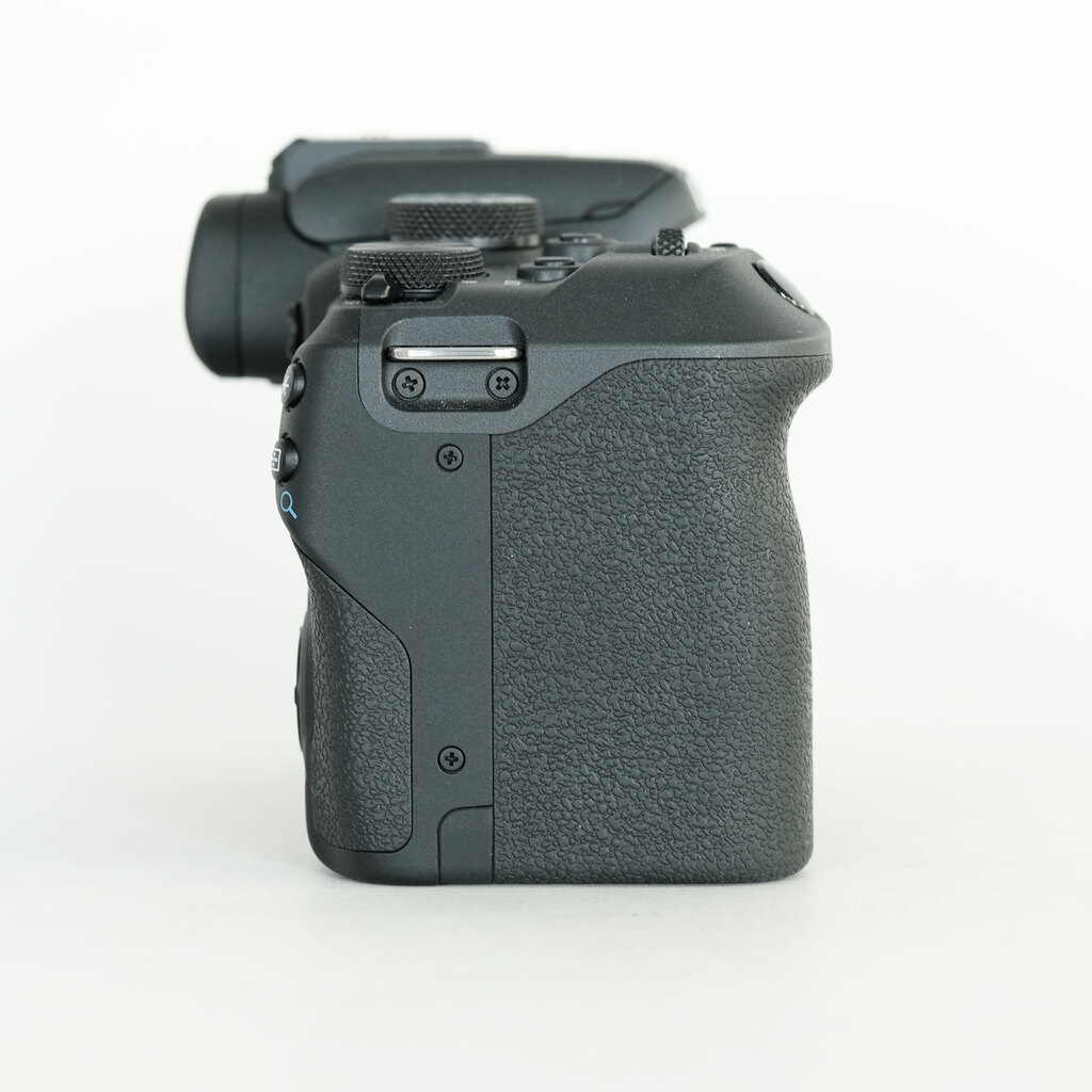 Canon EOS R10 Canon EOS R10