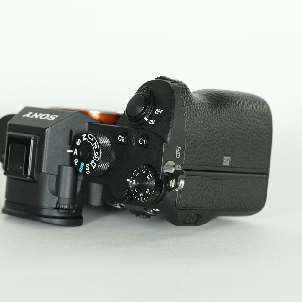 SONY α7R III(ILCE-7RM3) SONY α7R III(ILCE-7RM3)