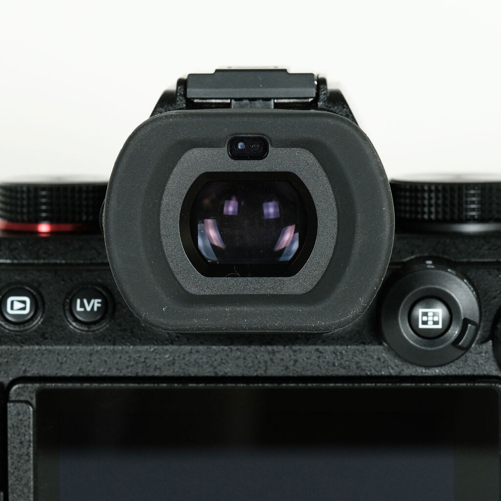 Panasonic LUMIX S5II DC-S5M2