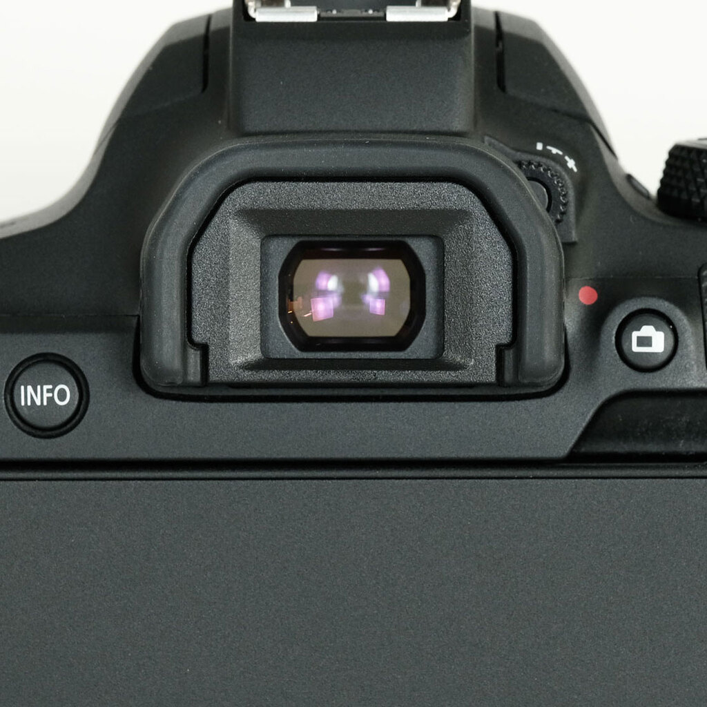 Canon EOS Kiss X10i Canon EOS Kiss X10i