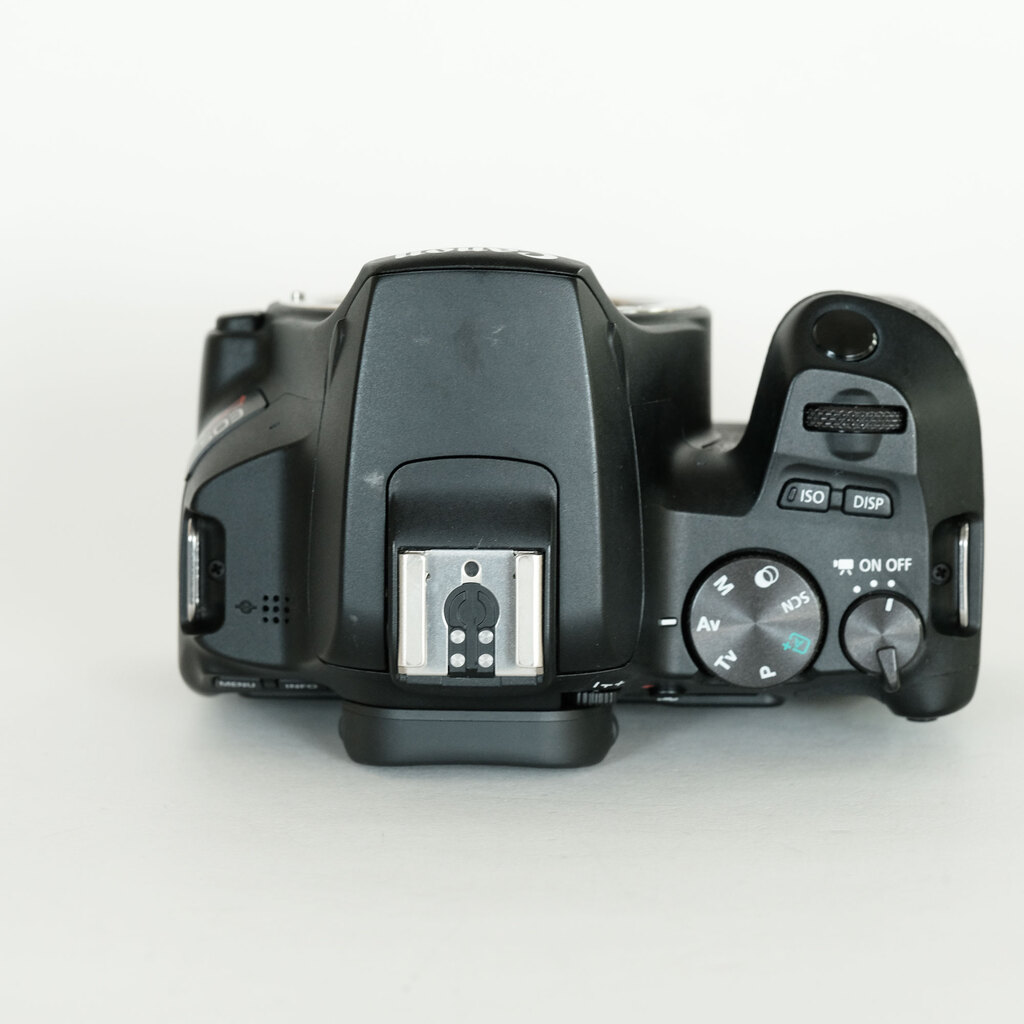 Canon EOS Kiss X10 Canon EOS Kiss X10