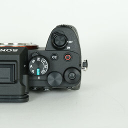 SONY α7 IV(ILCE-7M4) SONY α7 IV(ILCE-7M4)