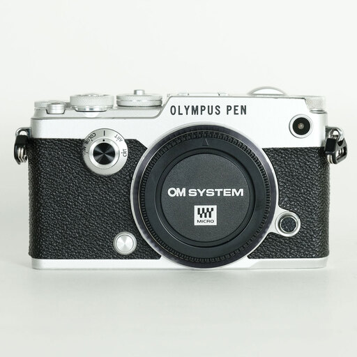OLYMPUS PEN-F