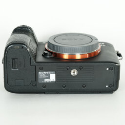 SONY α7 III(ILCE-7M3) SONY α7 III(ILCE-7M3)