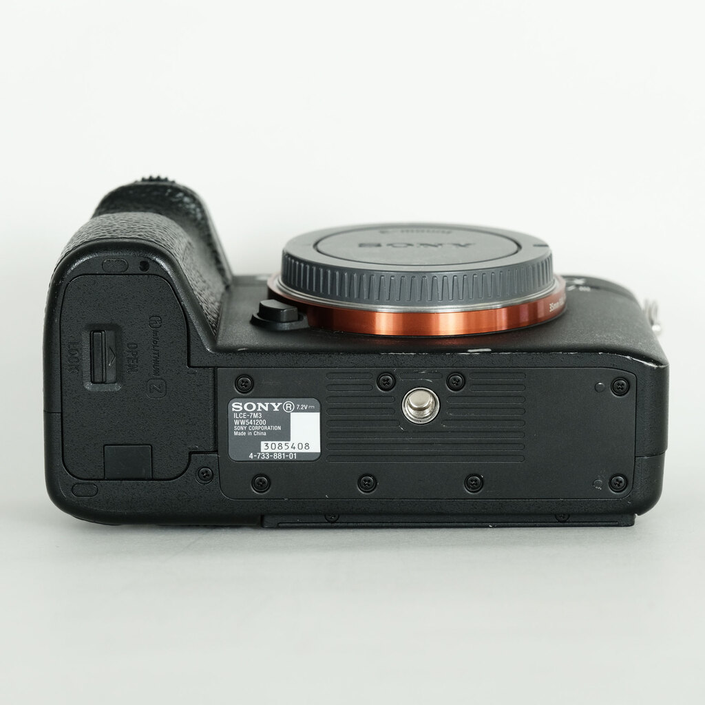 SONY α7 III(ILCE-7M3) SONY α7 III(ILCE-7M3)