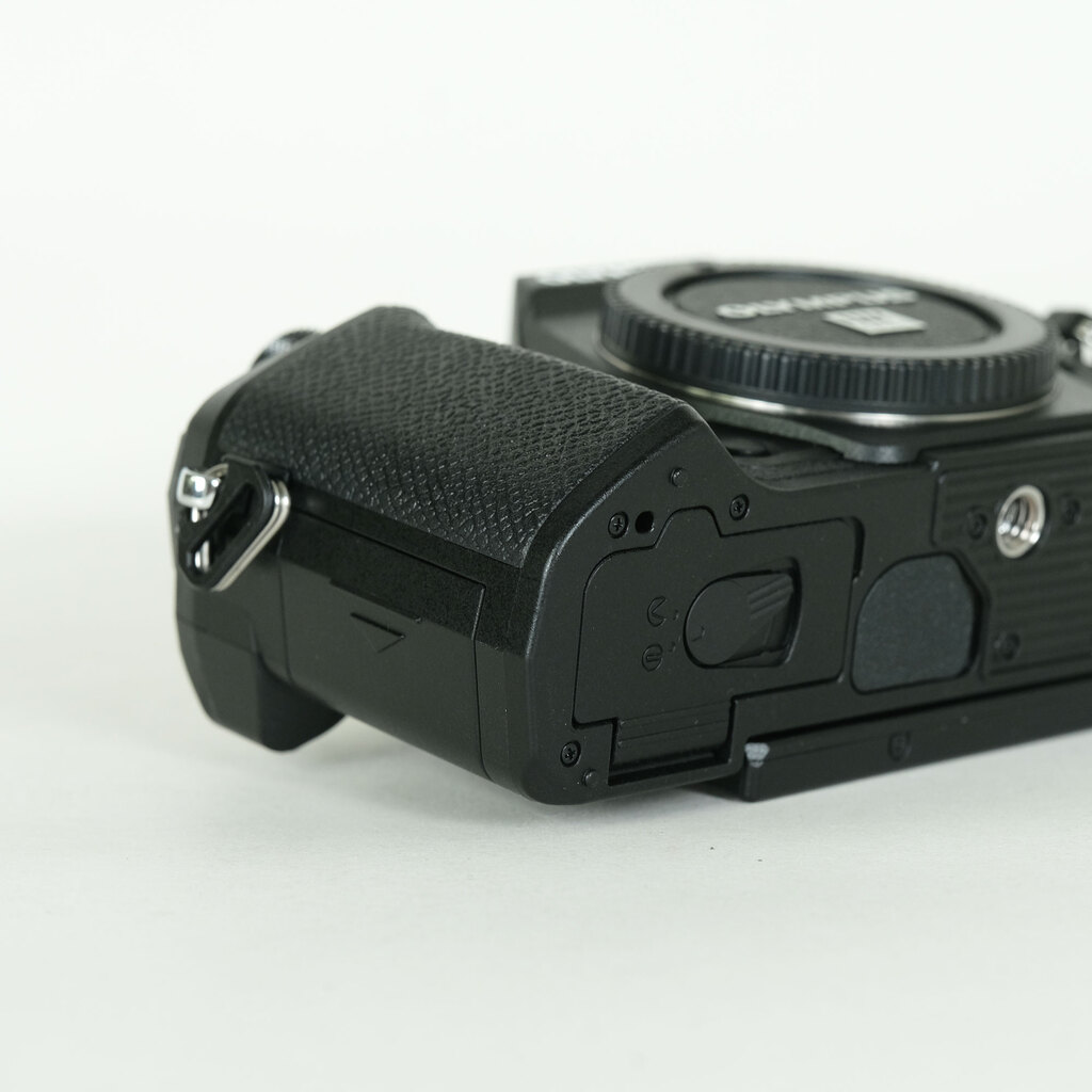 OLYMPUS OM-D E-M5 Mark III OLYMPUS OM-D E-M5 Mark III