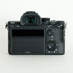SONY α7 III(ILCE-7M3) SONY α7 III(ILCE-7M3)