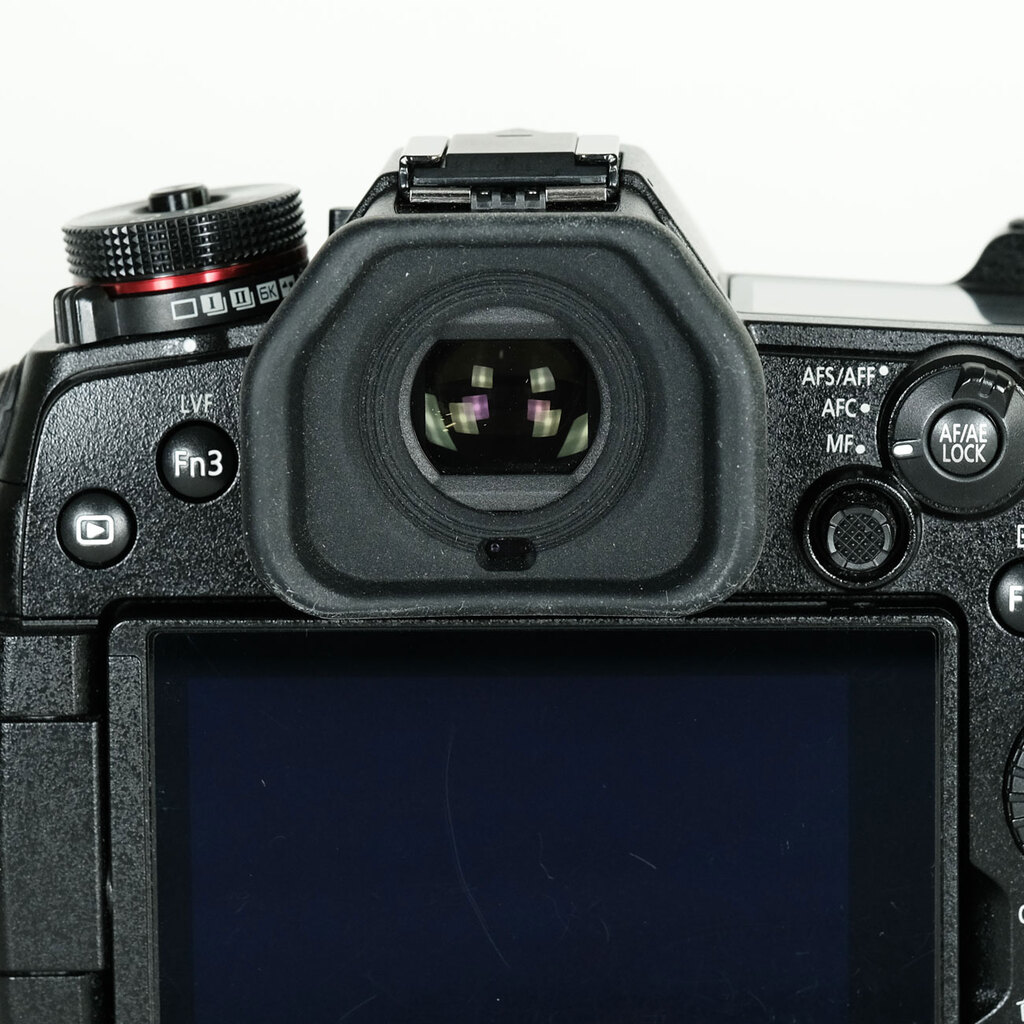 Panasonic LUMIX DC-G9 PROの出品 | ONE SCENE（ワンシーン）