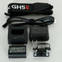 Panasonic LUMIX DC-GH5M2