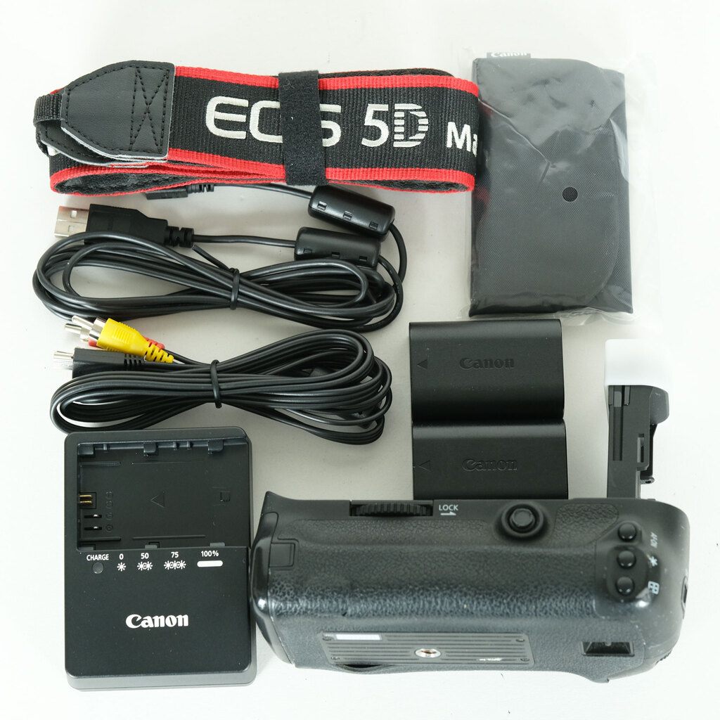 Canon EOS 5D Mark III Canon EOS 5D Mark III