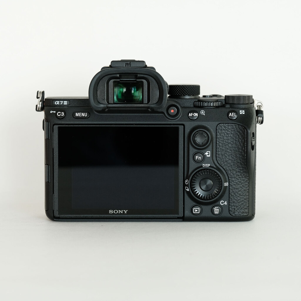 SONY α7 III(ILCE-7M3) SONY α7 III(ILCE-7M3)