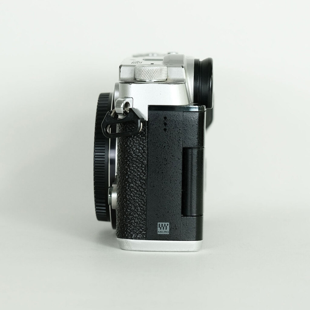 OLYMPUS PEN-F ボディ ジャンク OLYMPUS／OM SYSTEM PEN-F ボディー ブラック 中古