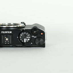 FUJIFILM X-M5