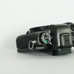 Canon EOS M5 Canon EOS M5