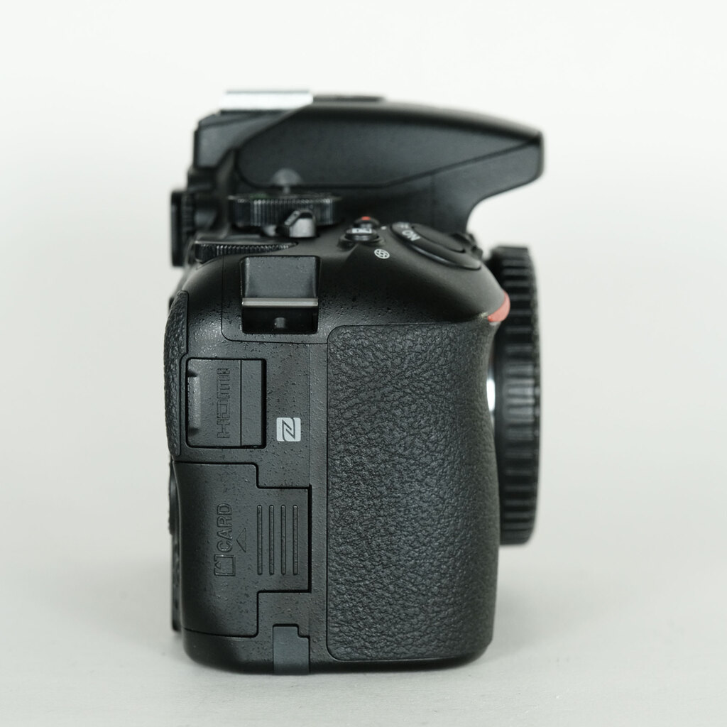 Nikon D5600 Nikon D5600