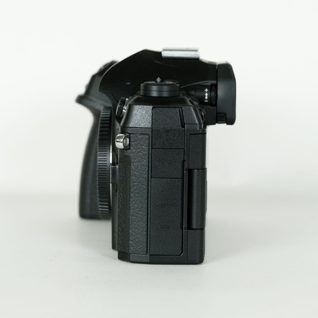 OM SYSTEM OM-1 Mark II OM SYSTEM OM-1 Mark II