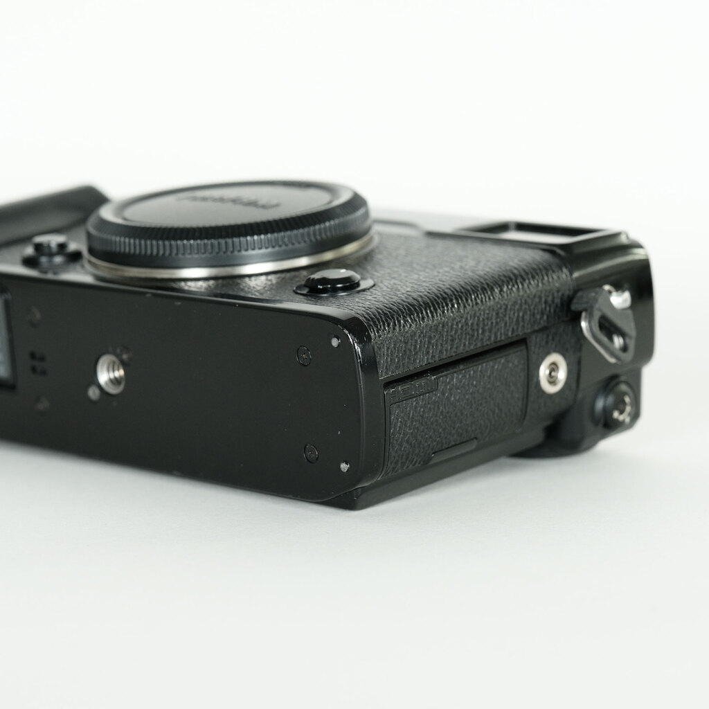 FUJIFILM X-Pro2 FUJIFILM X-Pro2