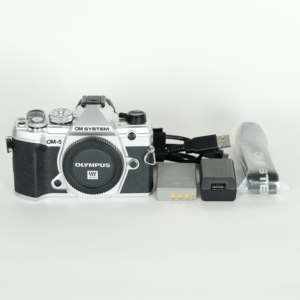 OM SYSTEM OM-5 OM SYSTEM OM-5