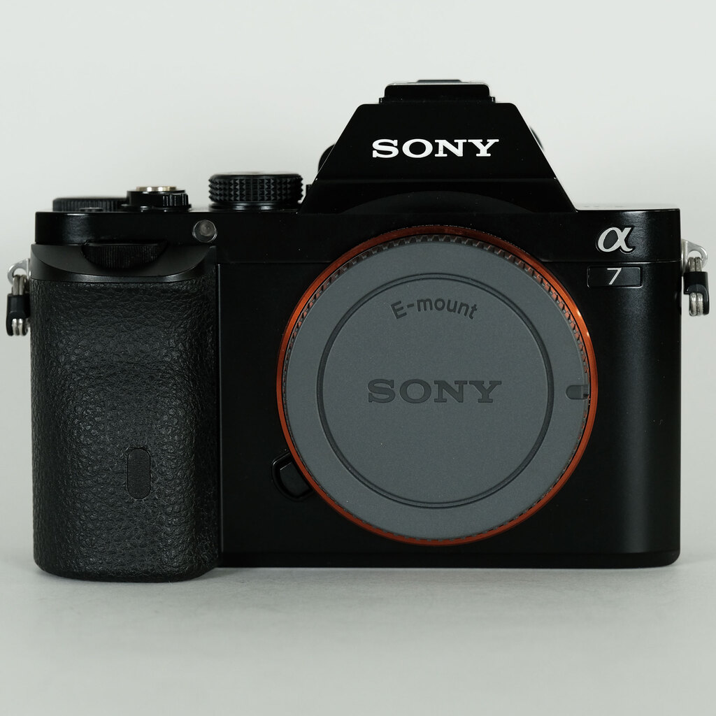 SONY α7(ILCE-7) SONY α7(ILCE-7)