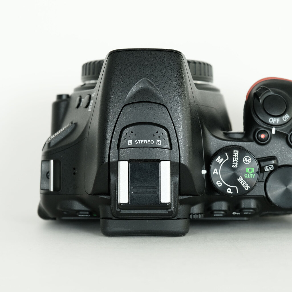 Nikon D5500 ダブルズームキット ブラック