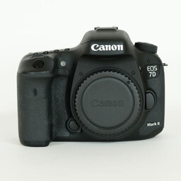 Canon EOS 7D Mark II Canon EOS 7D Mark II