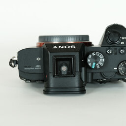 SONY α7 III(ILCE-7M3) SONY α7 III(ILCE-7M3)