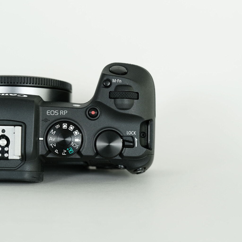 Canon EOS RP Canon EOS RP