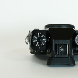 FUJIFILM X-H1 FUJIFILM X-H1