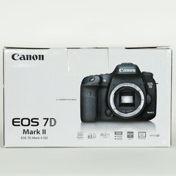 Canon EOS 7D Mark II Canon EOS 7D Mark II