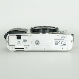 OLYMPUS PEN E-P3 ボディ シルバー OLYMPUS PEN E-P3 ボディ シルバー