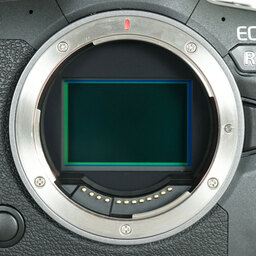 Canon EOS R6 Canon EOS R6