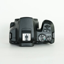 Canon EOS Kiss X10 Canon EOS Kiss X10