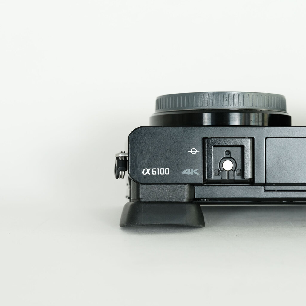 SONY α6100(ILCE-6100) SONY α6100(ILCE-6100)