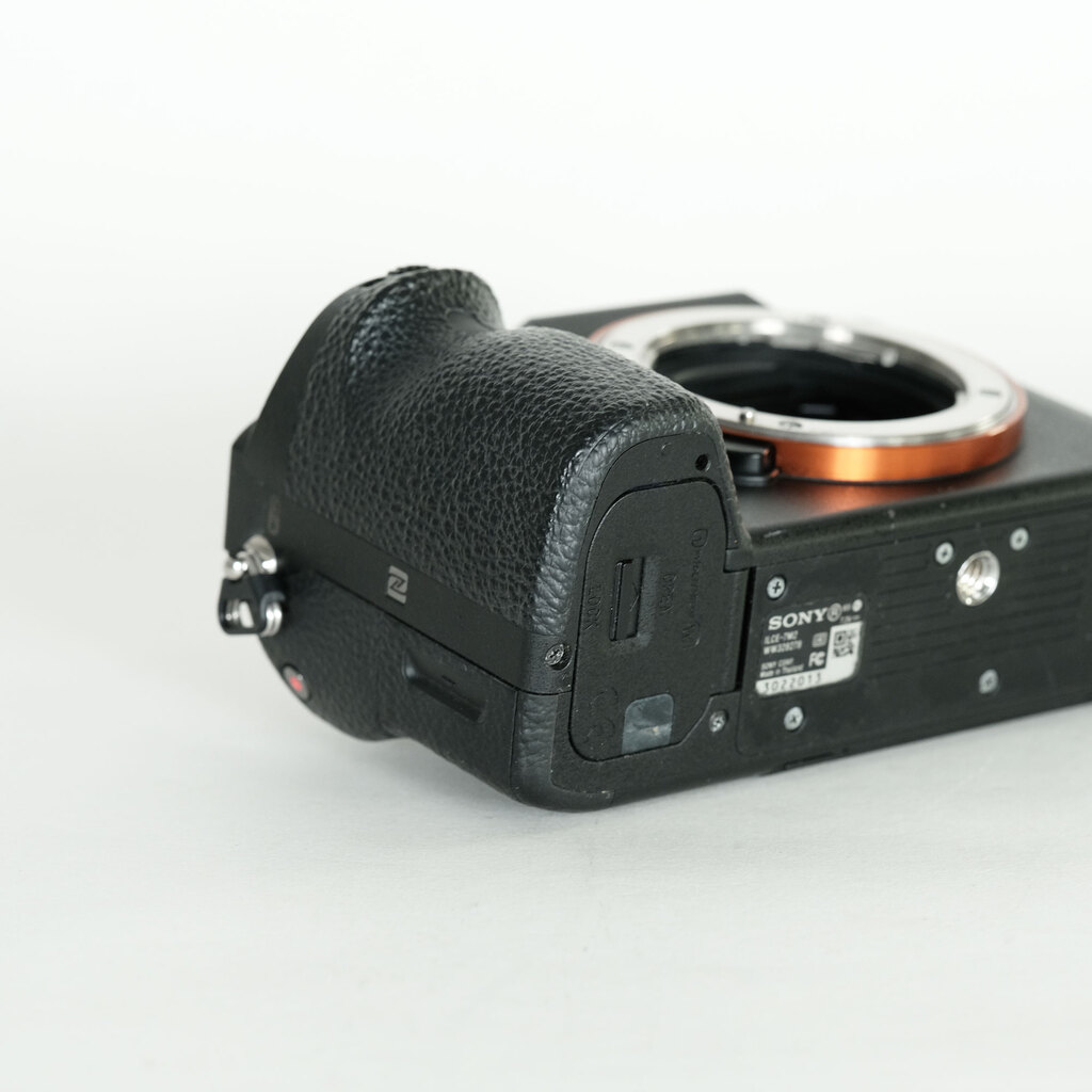SONY α7 II(ILCE-7M2) SONY α7 II(ILCE-7M2)