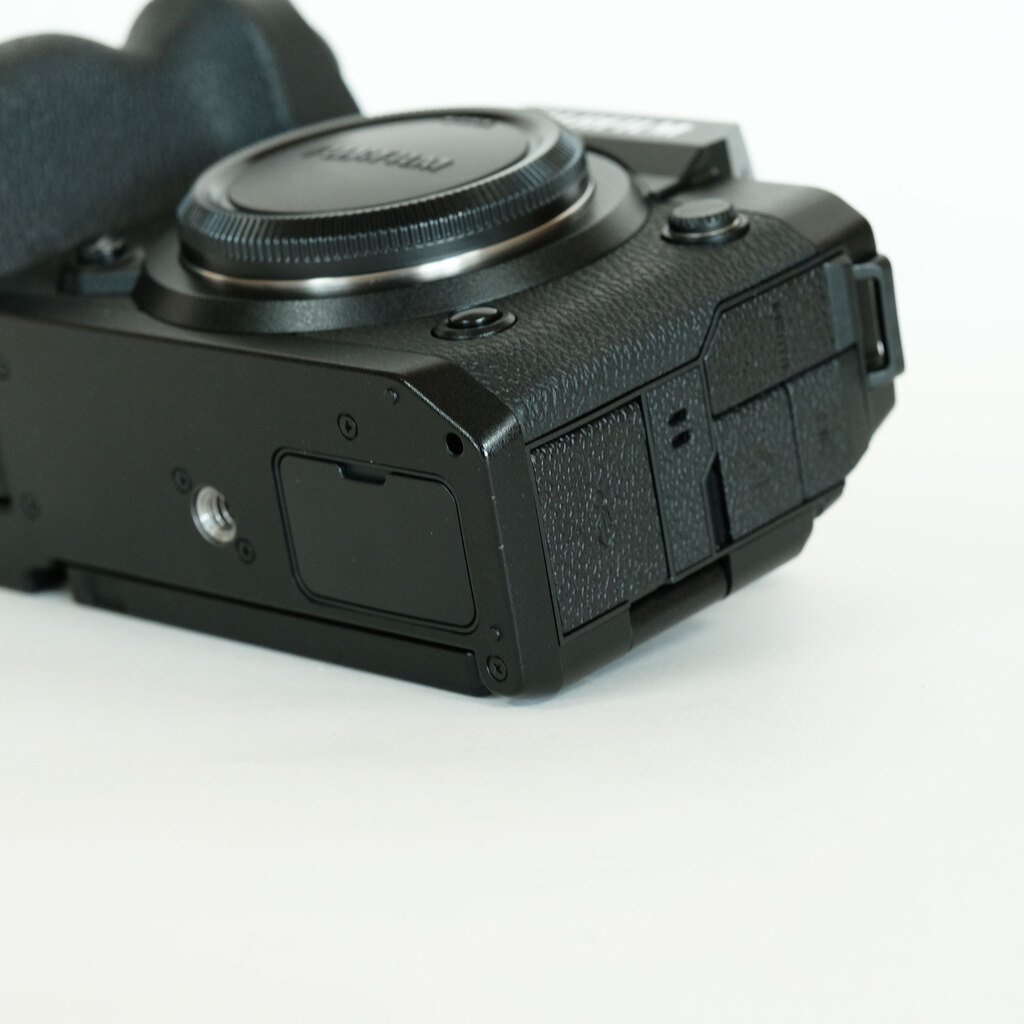 FUJIFILM X-H2 FUJIFILM X-H2