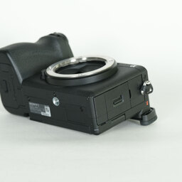 SONY α6700（ILCE-6700）