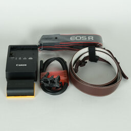 Canon EOS R Canon EOS R