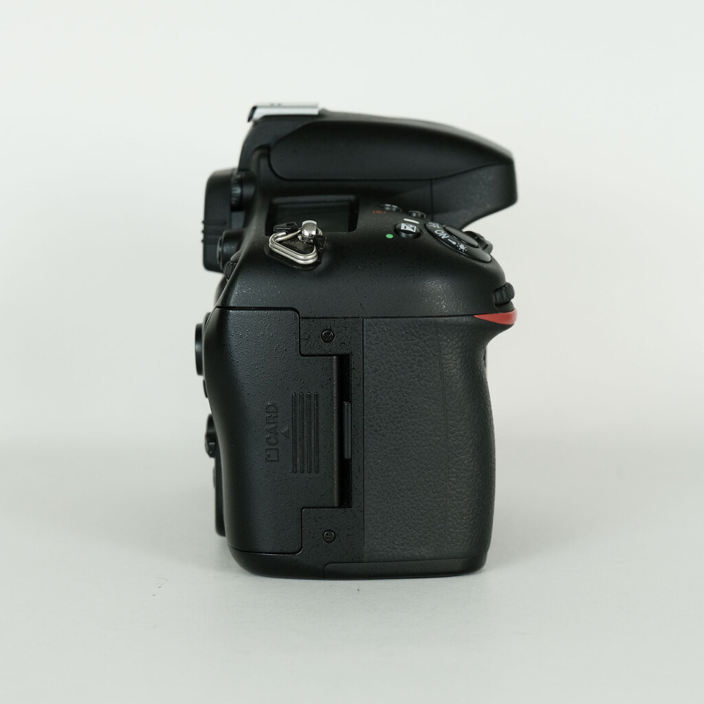 Nikon D600の出品 | ONE SCENE（ワンシーン）