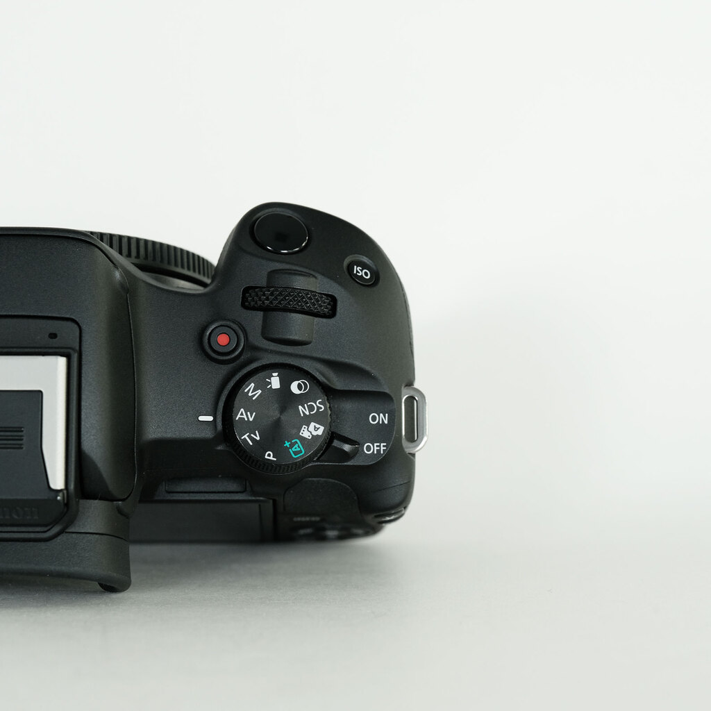 Canon EOS R50 Canon EOS R50