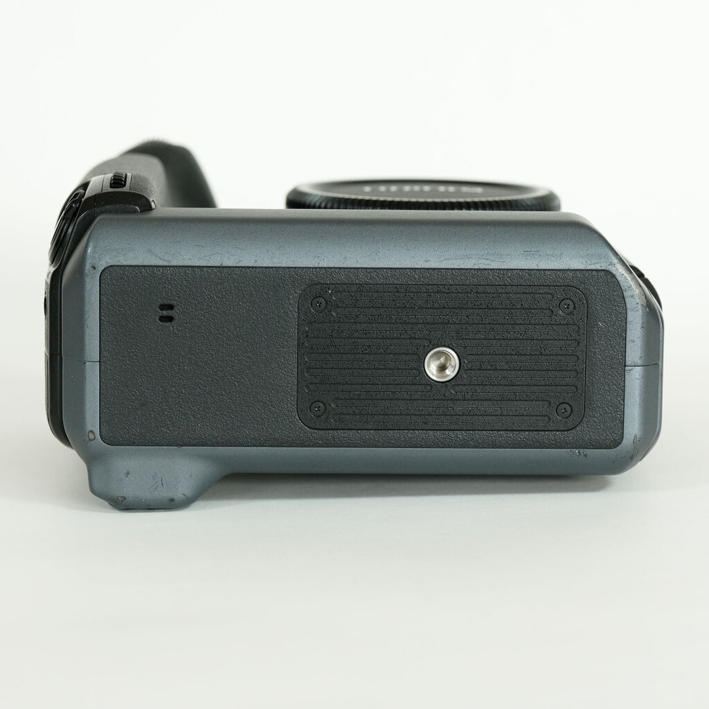 FUJIFILM GFX 100 FUJIFILM GFX 100