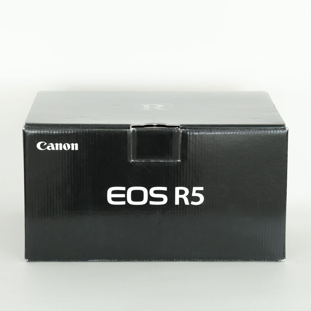 Canon EOS R5 Canon EOS R5