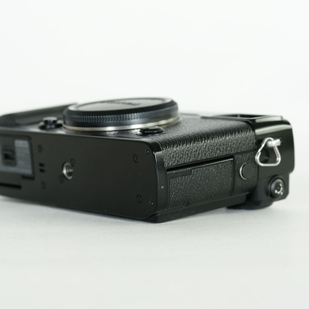 FUJIFILM X-Pro2 FUJIFILM X-Pro2