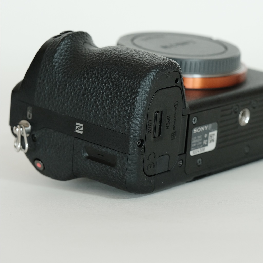 SONY α7S II ilce-7sm2 シャッター 27,975回 SONY α7S II（ILCE-7SM2）の出品 | ONE SCENE（ワンシーン）