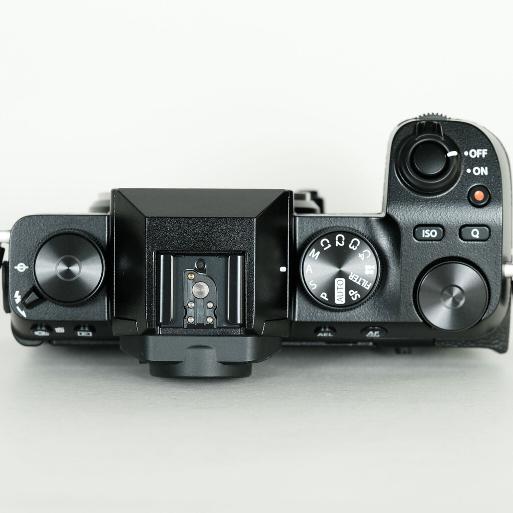 FUJIFILM X-S10 FUJIFILM X-S10