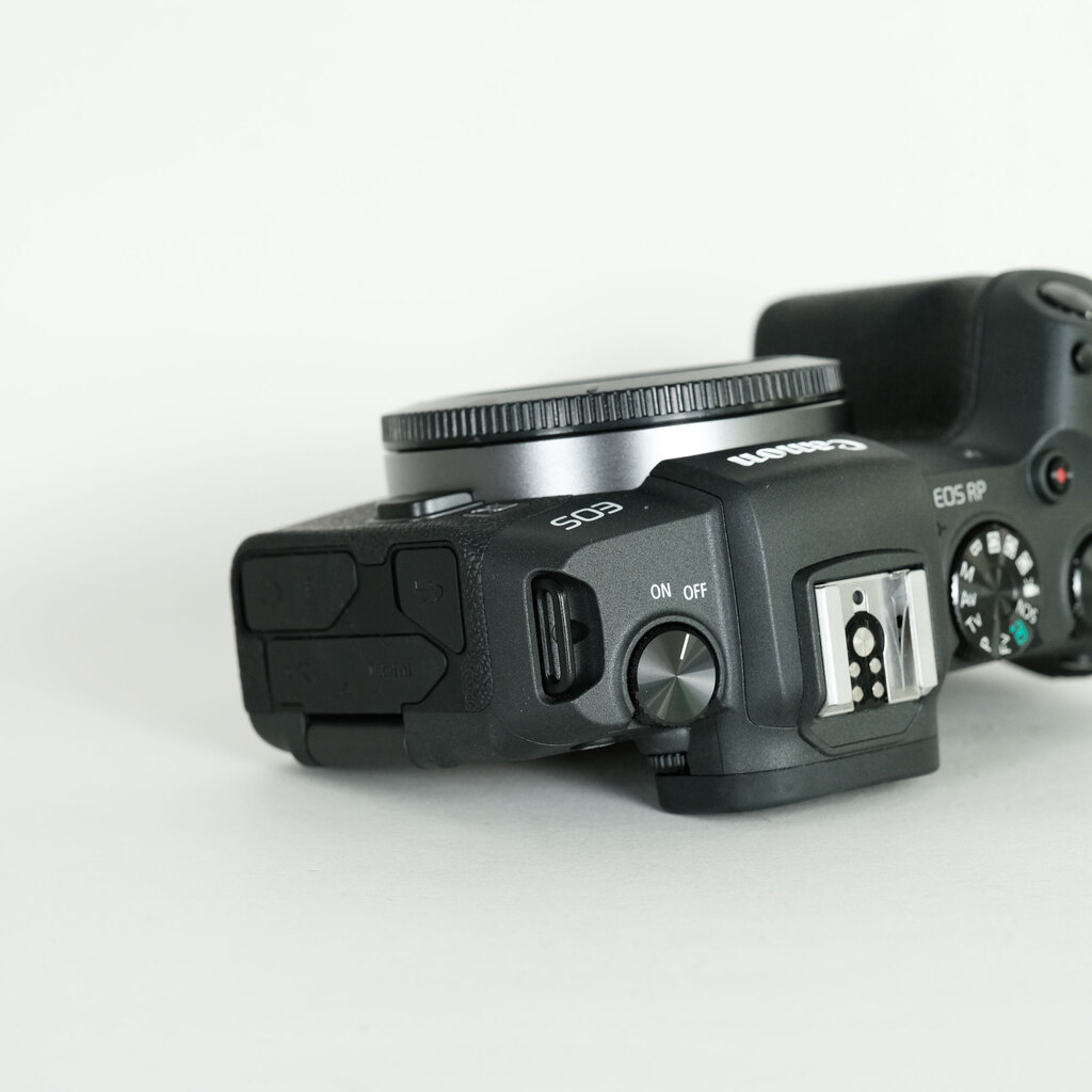 Canon EOS RP Canon EOS RP