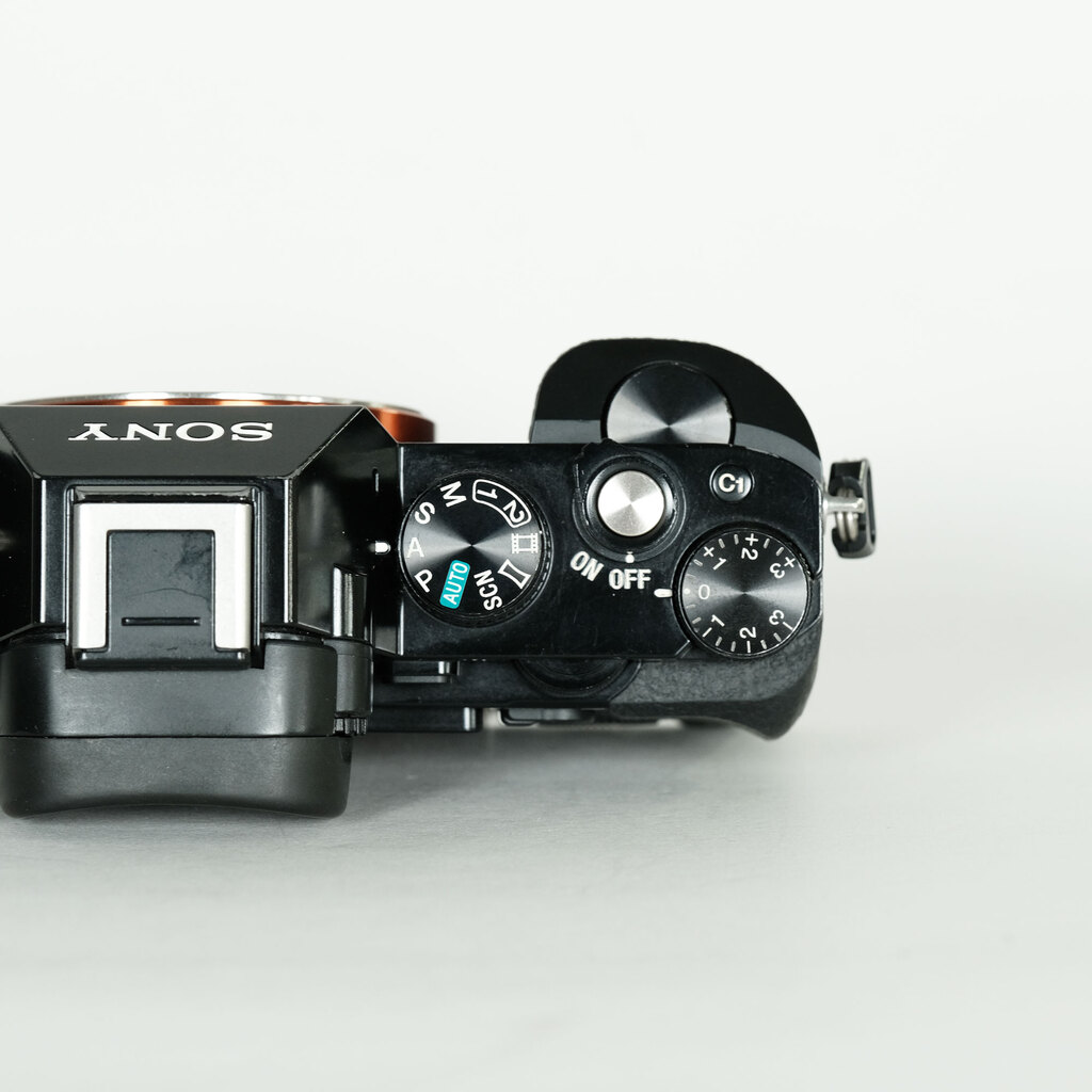 SONY α7(ILCE-7) SONY α7(ILCE-7)