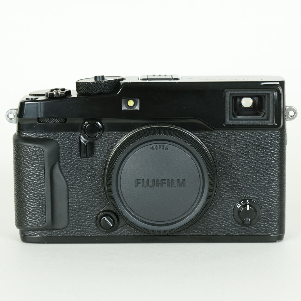 FUJIFILM X-Pro2