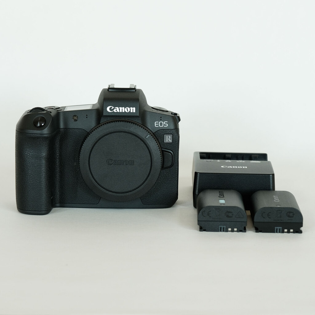 Canon EOS R Canon EOS R