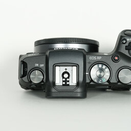 Canon EOS RP Canon EOS RP